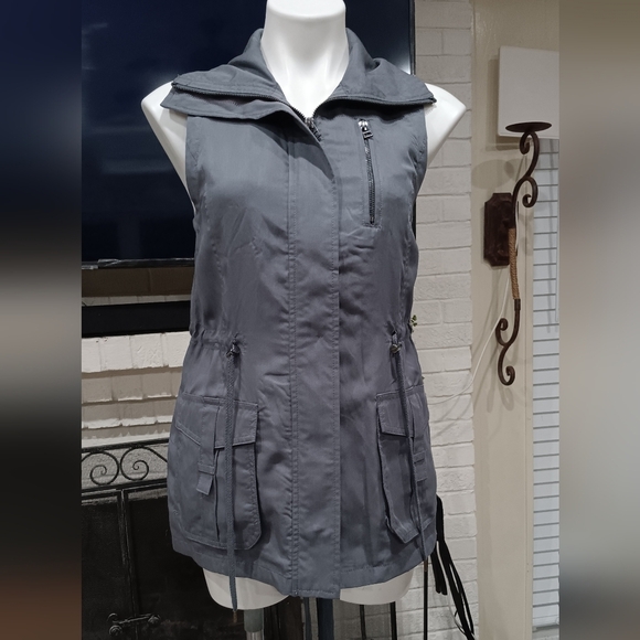Democracy Size XSmall Gray Cinch Waist Cargo Pockets Accent Back Vest Lined - Picture 12 of 12